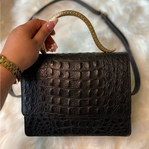 HOUSE OF HARLOW CROC PRINT SNAKE HANDLE NWT - CROC EMBOSSED LEATHER